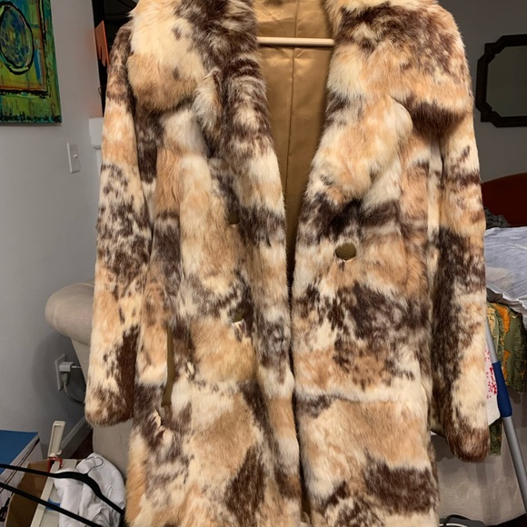 Rare Rabbit fur coat - Picture 6 of 6